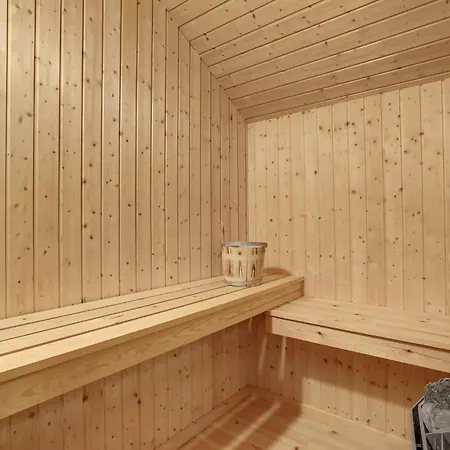 Nyaraló Stunning In Vaeggerlose With Sauna Bøtø By