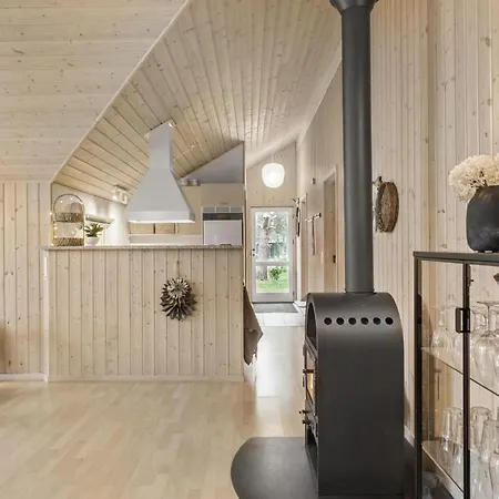 Stunning In Vaeggerlose With Sauna * Bøtø By